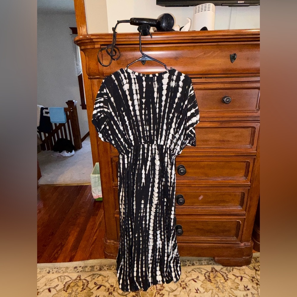 Runaway Child Black & White Tie Dye Midi Dress Elastic Waist Boho - Picture 2 of 5